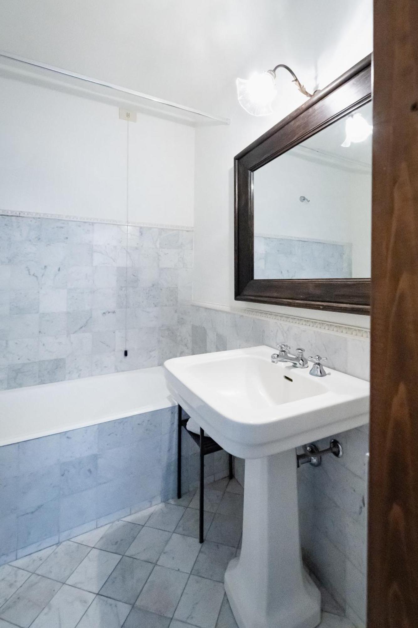 Apartament La Corte Di Emily Ap. 1 Mediolan Zewnętrze zdjęcie